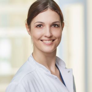 Dr. Marith Arning