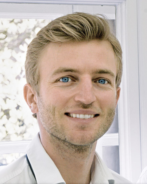 Dr. Tore Thomsen